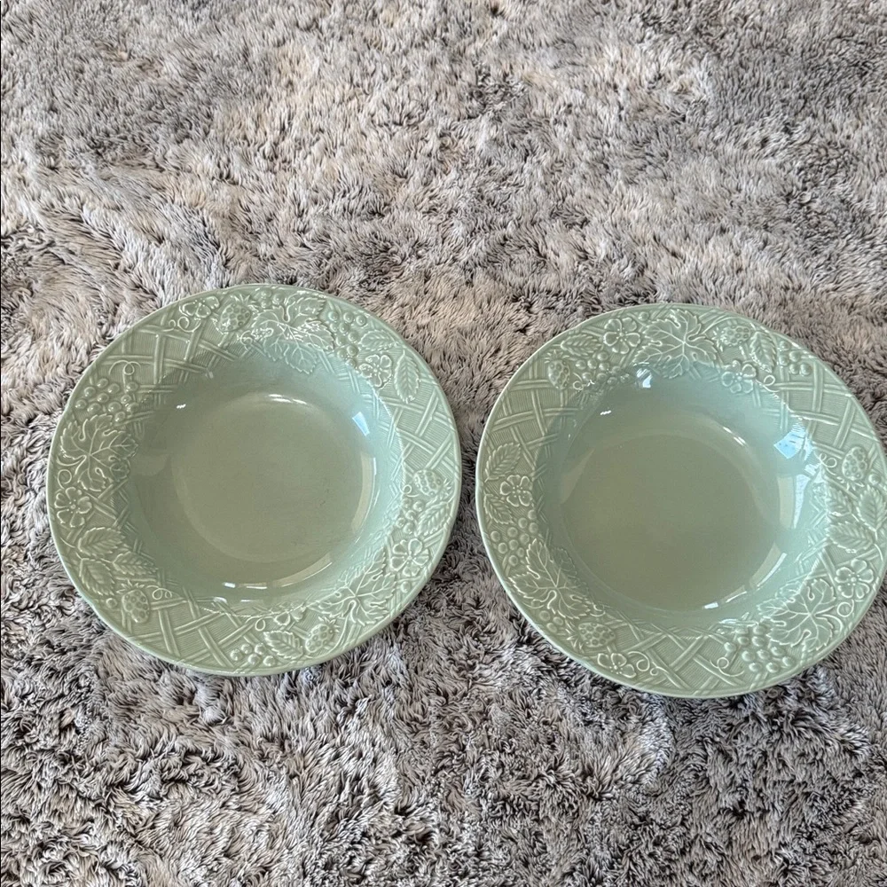 Mikasa‎ English Countryside Celadon Green Large Rim Soup Bowl Set of 2 Stoneware